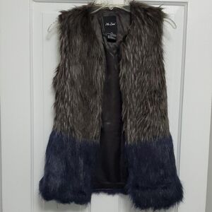Chic Faux Fur Vest in Brown and Black